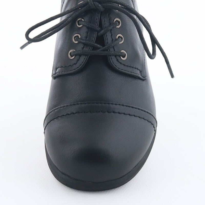 ゆったり設計で指先を締め付けない。幅広さんにもおすすめです