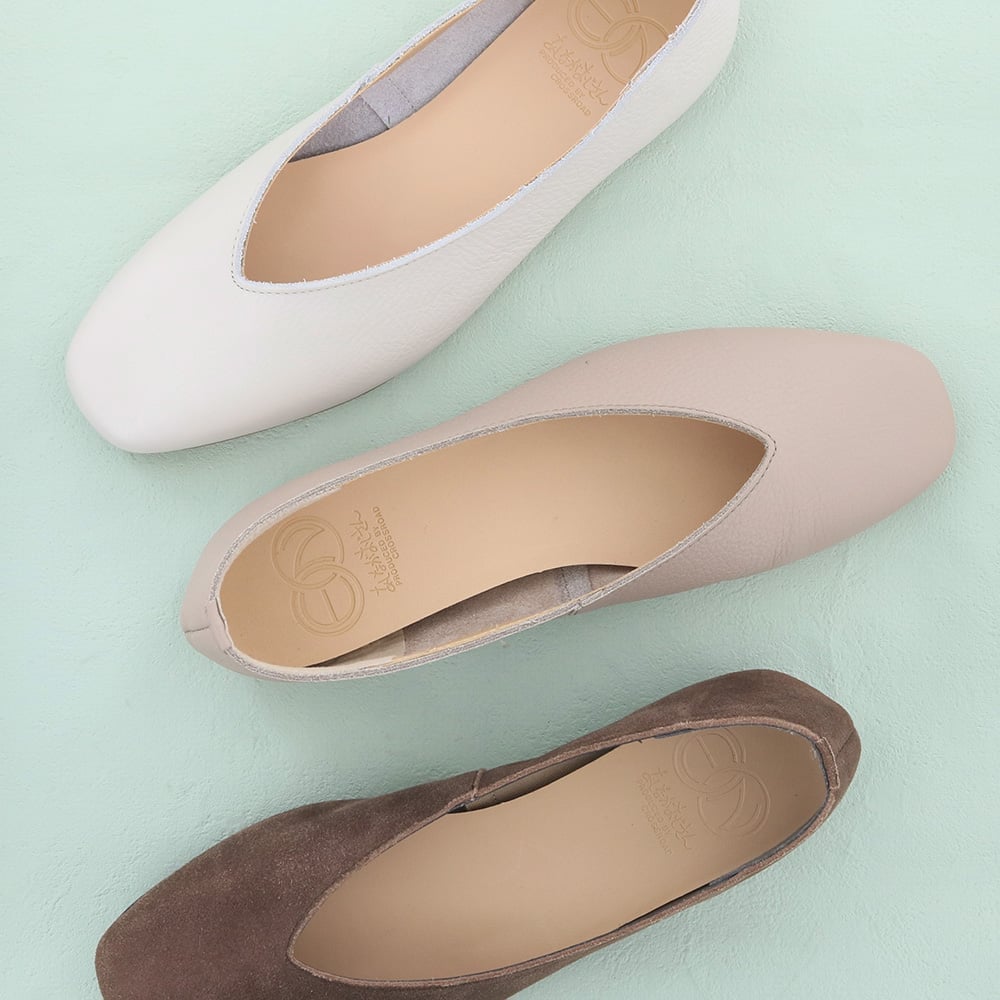 2026春の新色は商品説明のリンクから