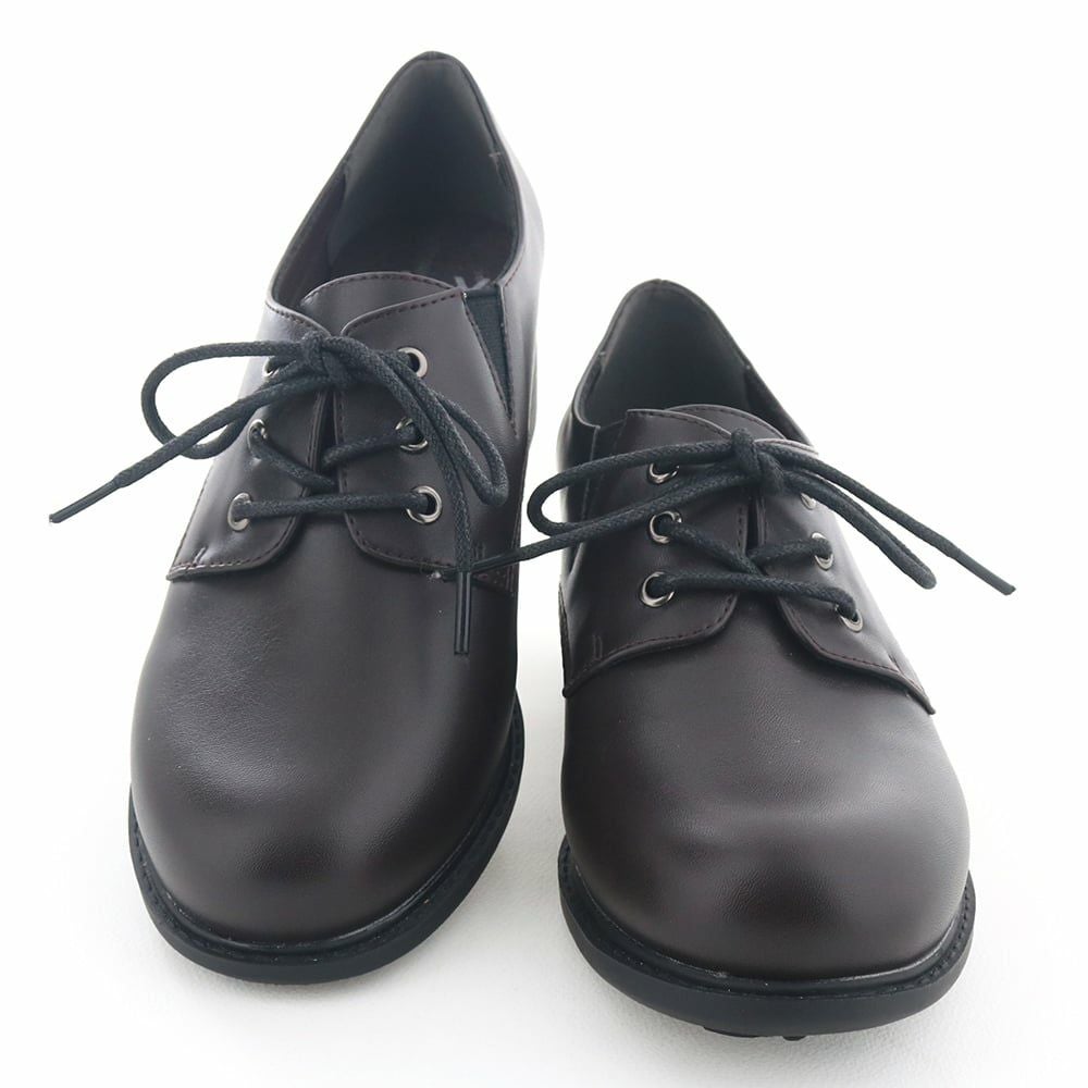 丸みのあるフォルムでかっちりし過ぎず、やわらかな印象です