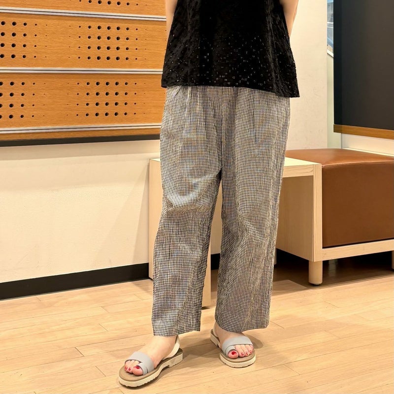 スタッフ着用：ライトグレーコンビ