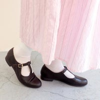 ダークブラウン