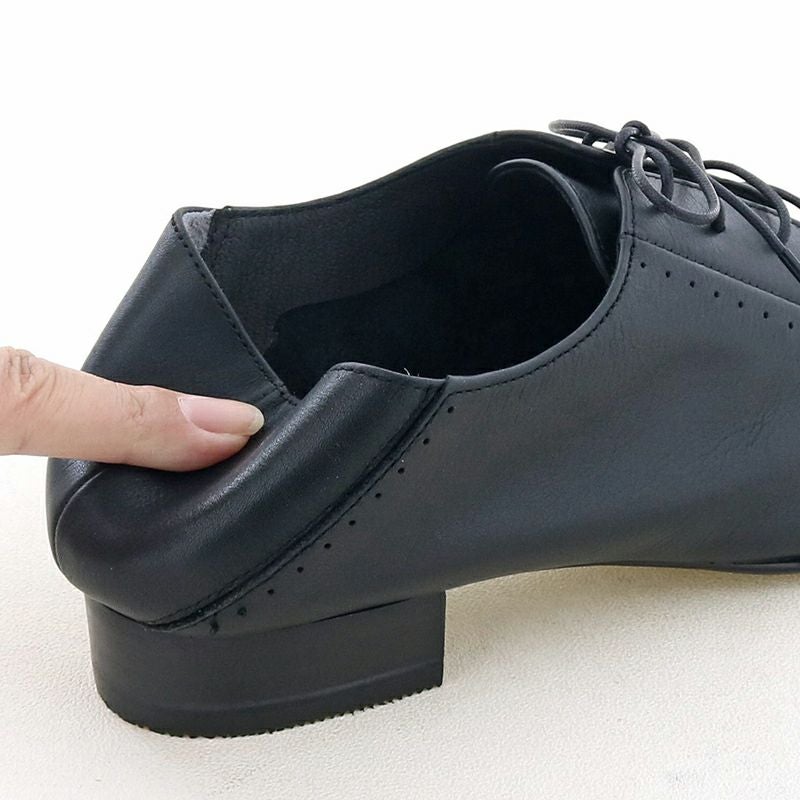 かかとも柔らか。靴擦れしにくくなっています