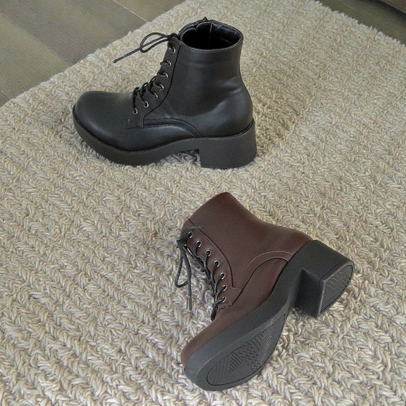 厚底レースアップブーツ