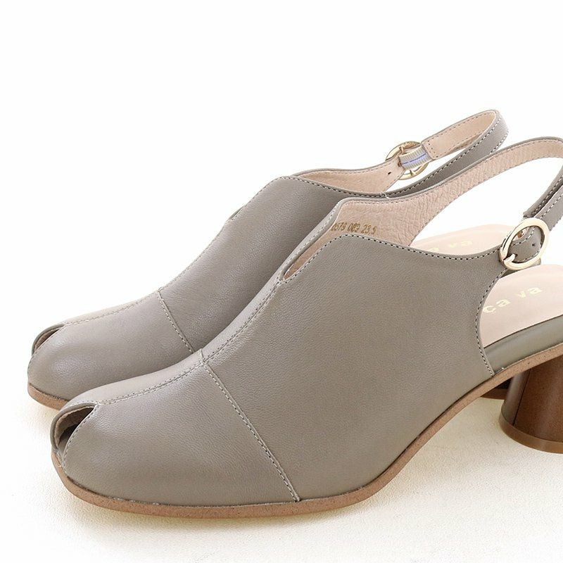 甲全体を深く覆うのでホールド感◎