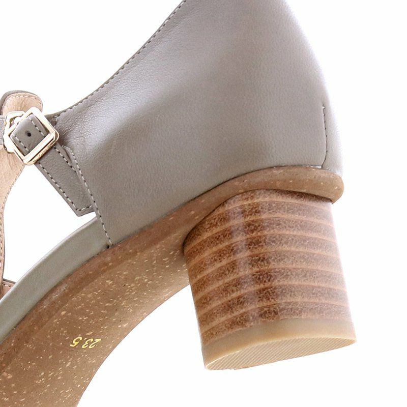 ヒールの高さ：約4.0cm