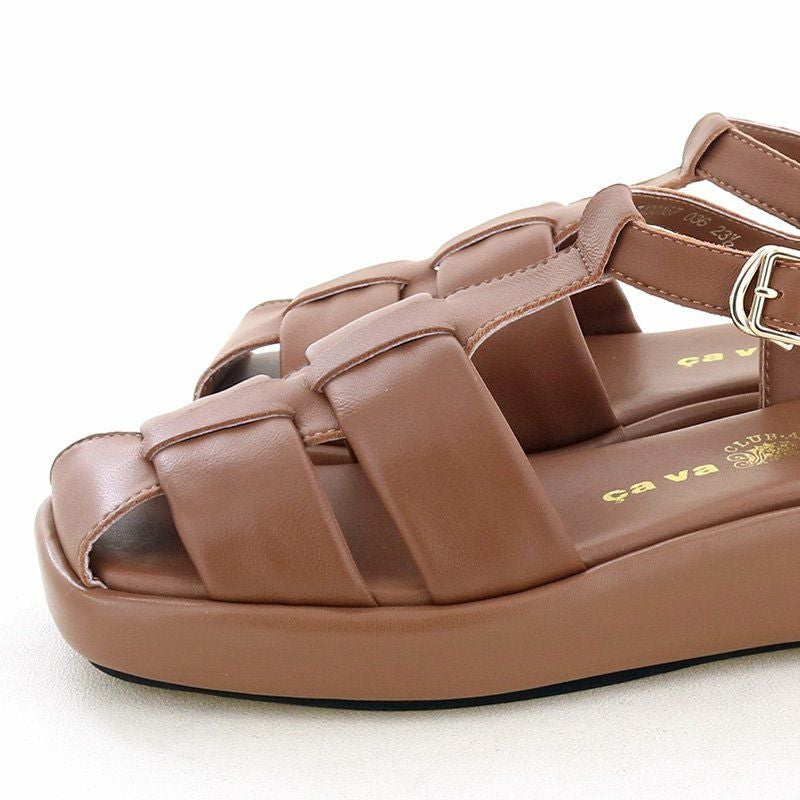 中綿入りのふっくらアッパーで足あたりがソフト