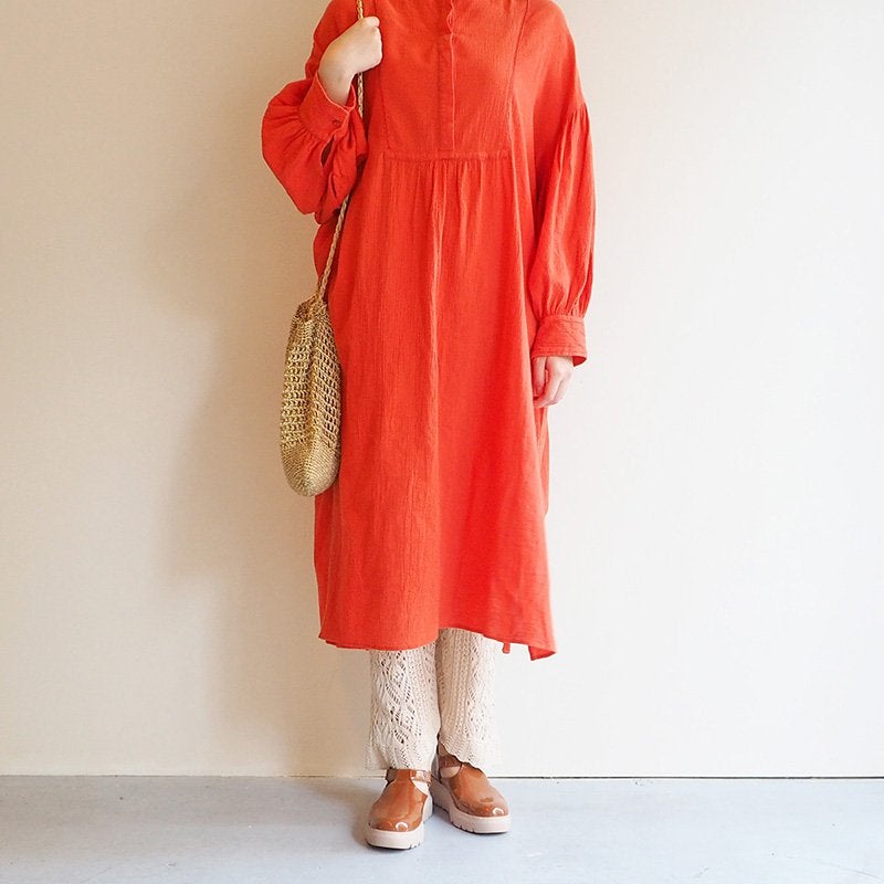 ライトブラウン