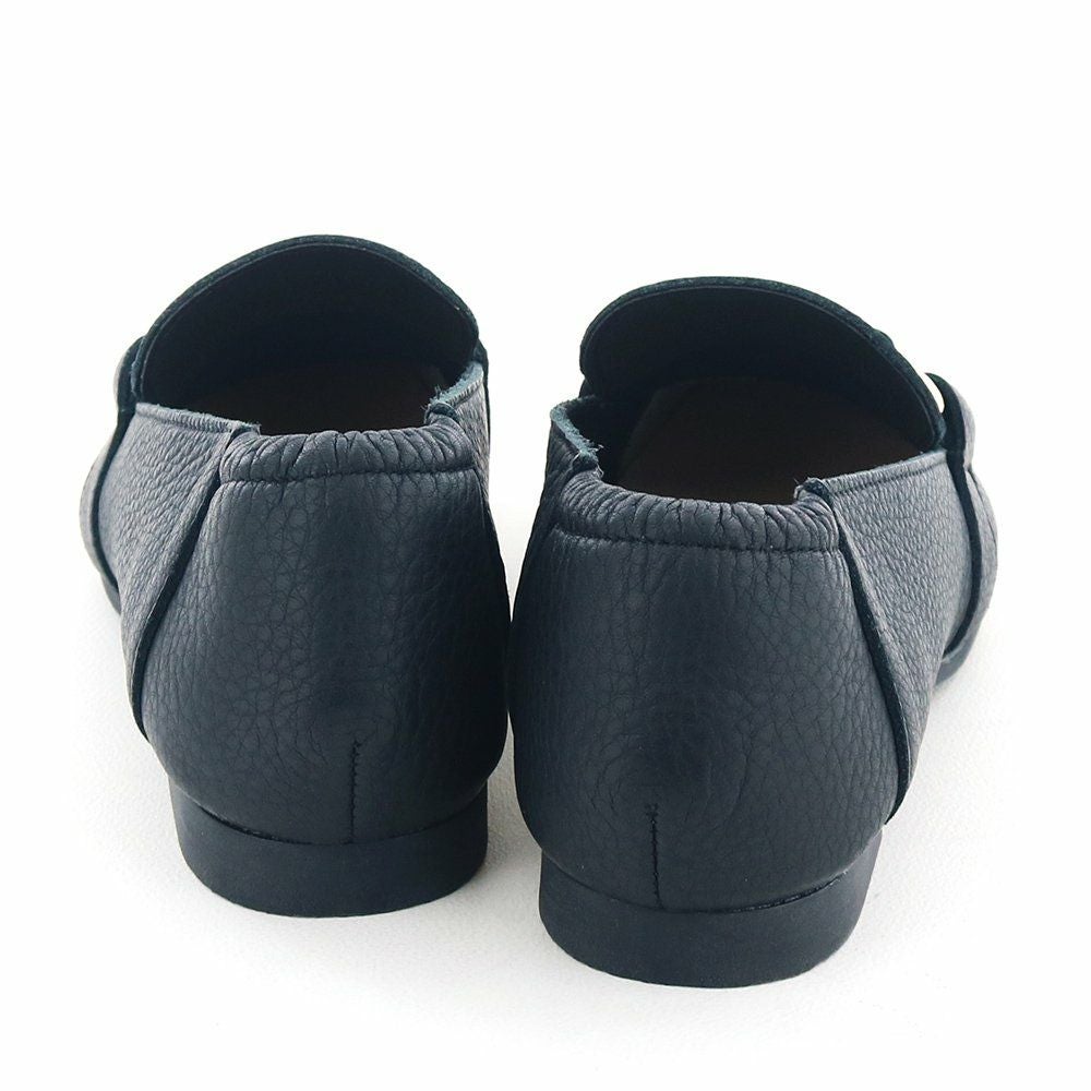 きちんと感がありながら、気負わず履ける履きよさが魅力です