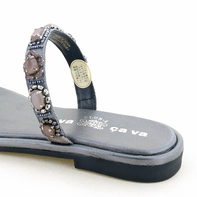 ヒールの高さ：約1.0cm