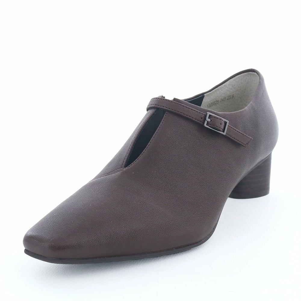 ダークブラウン