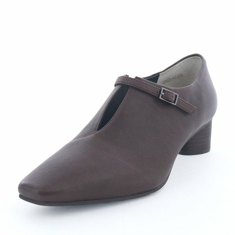 ダークブラウン