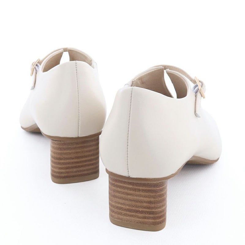 ミドルヒールできちんと感もあり、お仕事用にもお勧めです