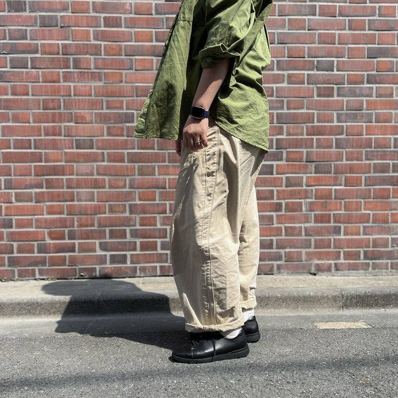 スタッフ着用：ブラックコンビ