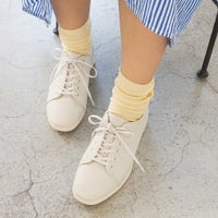 ホワイト