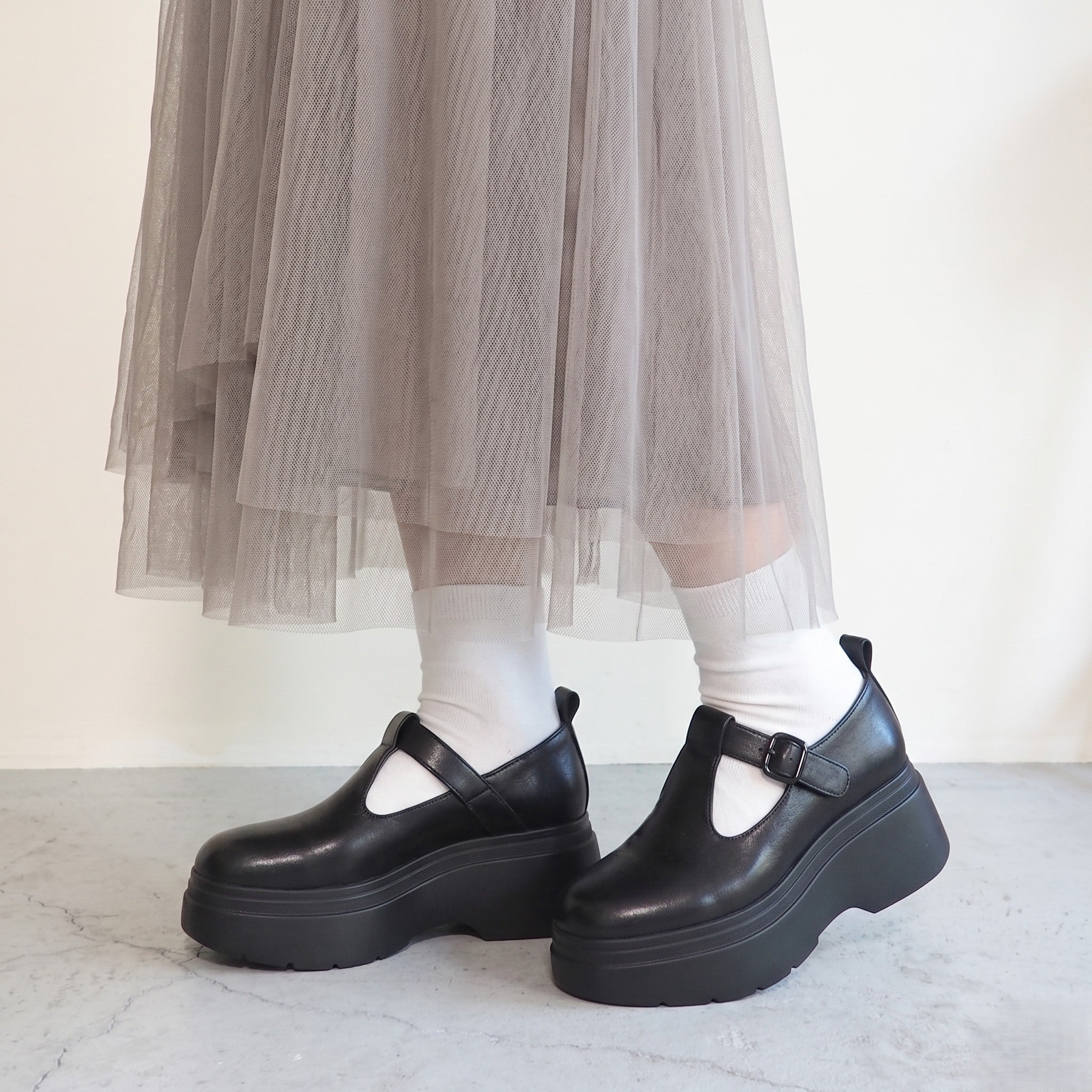 SALE】撥水｜厚底Tストラップシューズ（AY_2440059-1