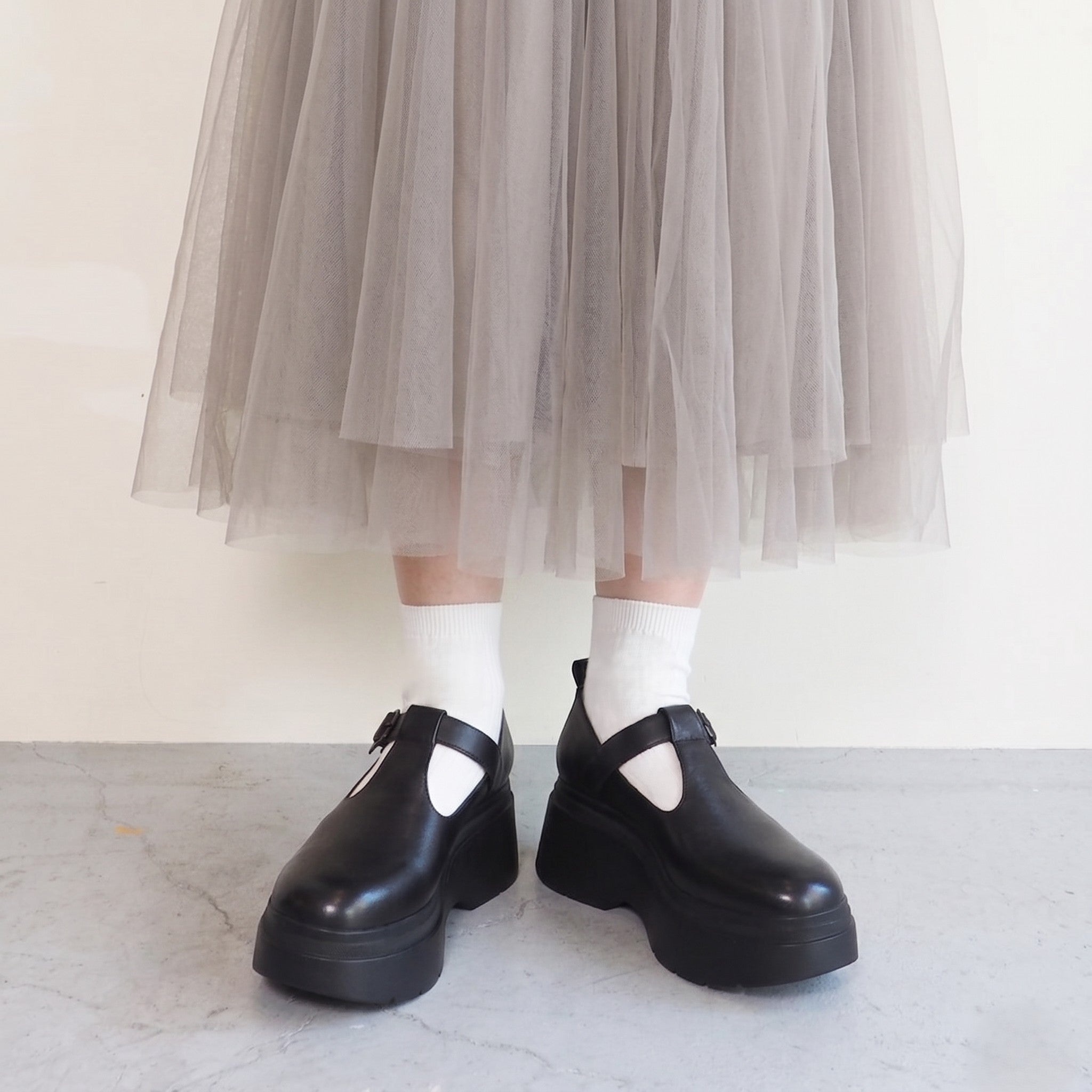 SALE】撥水｜厚底Tストラップシューズ（AY_2440059-1