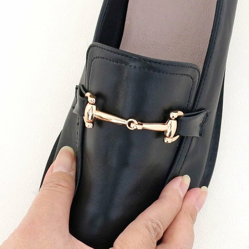 かっちりした見た目に反してソフトな作りなのもこの靴の魅力