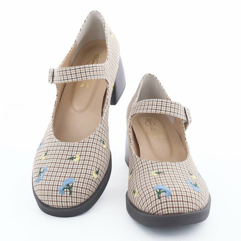 あしながおじさんらしいころんとしたフォルムが魅力です