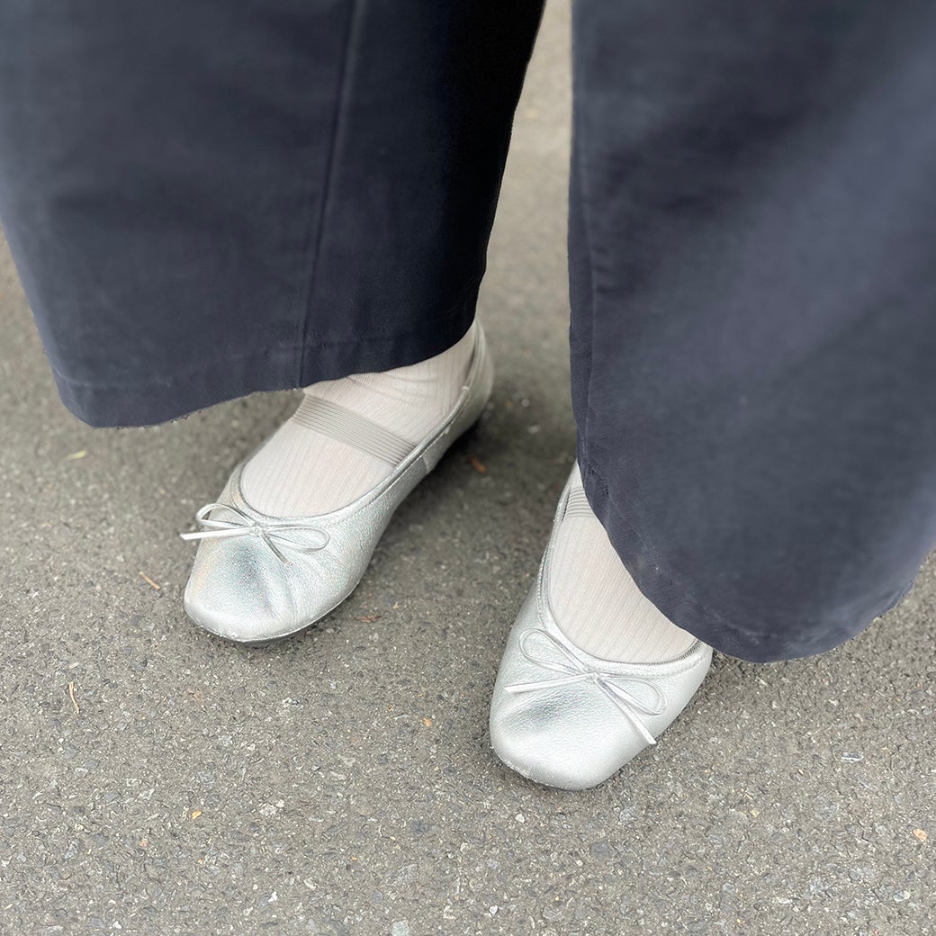 スタッフ着用：シルバー