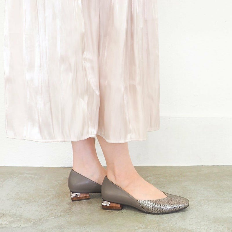 グレージュコンビ