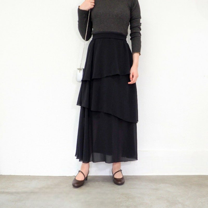 ダークブラウン