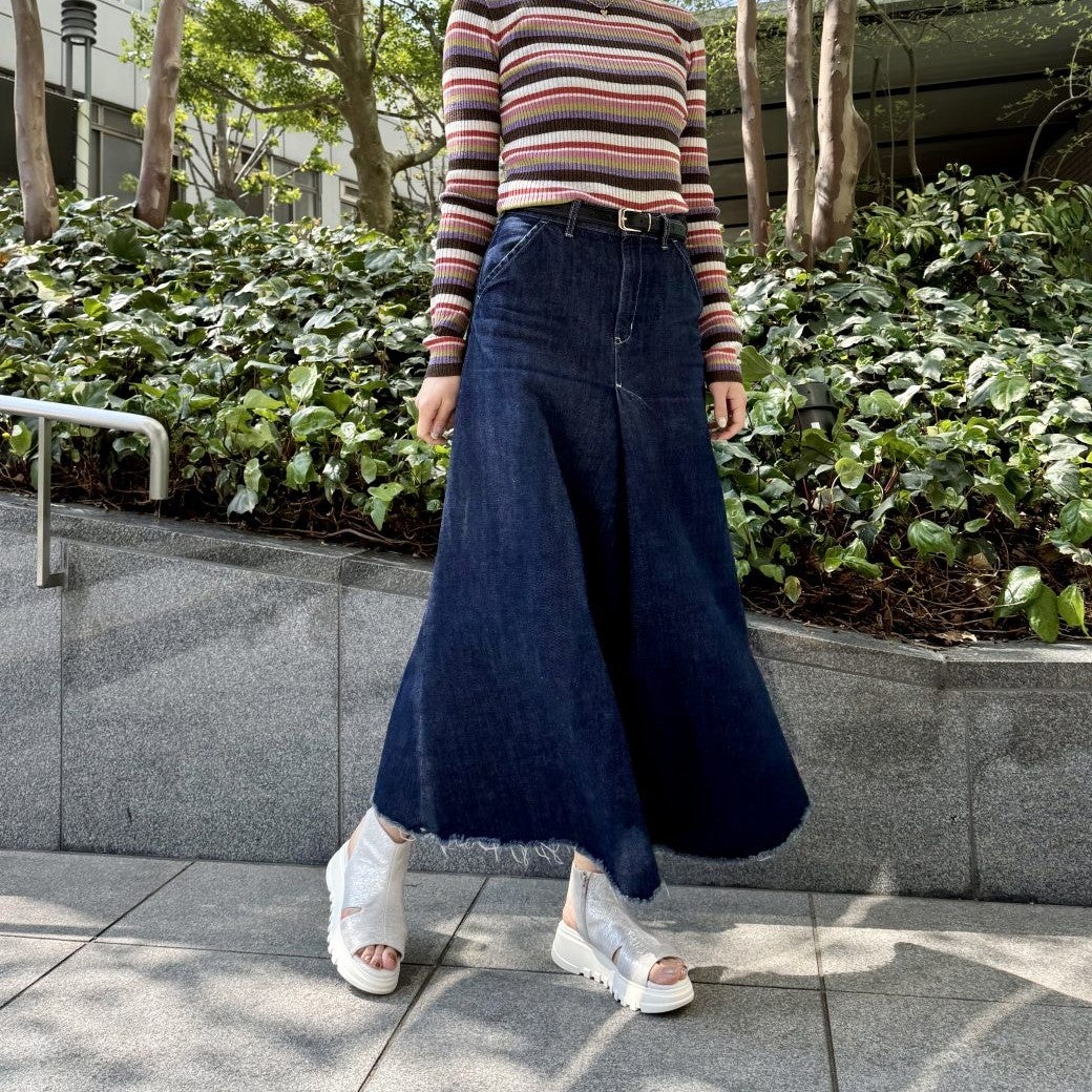 スタッフ着用：シルバー