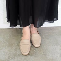 グレージュ