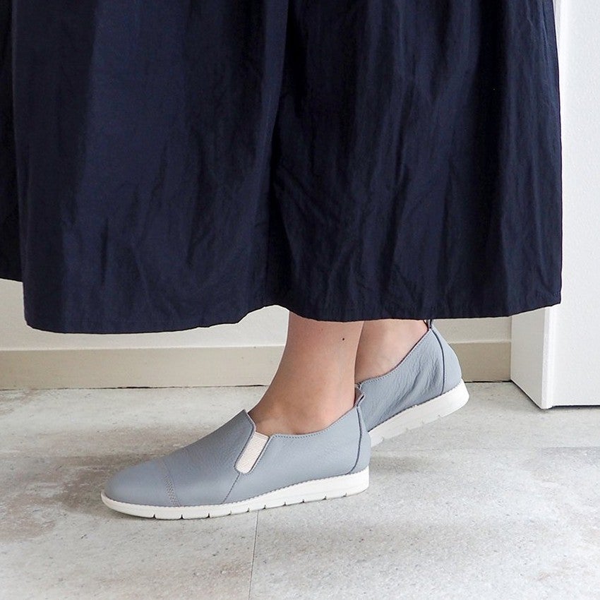 ブルーグレーもあります