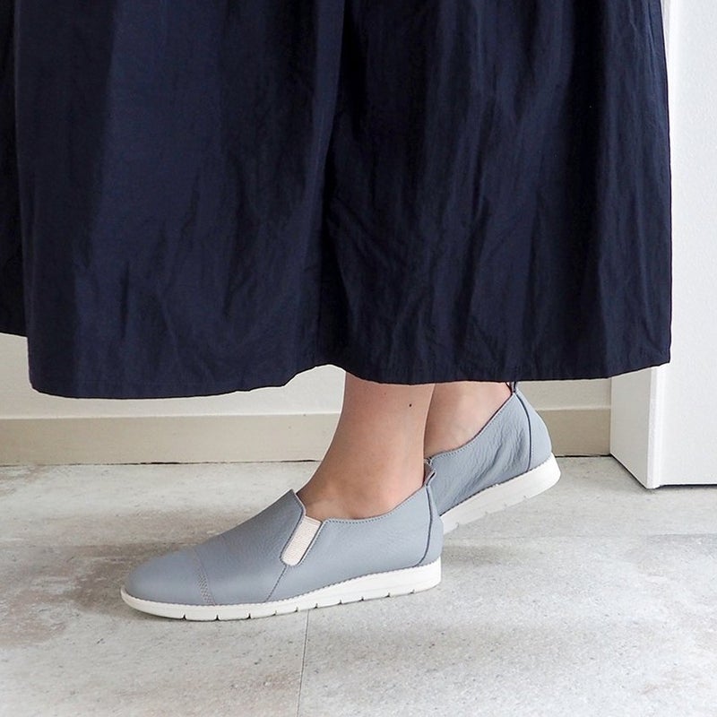 ブルーグレーもあります