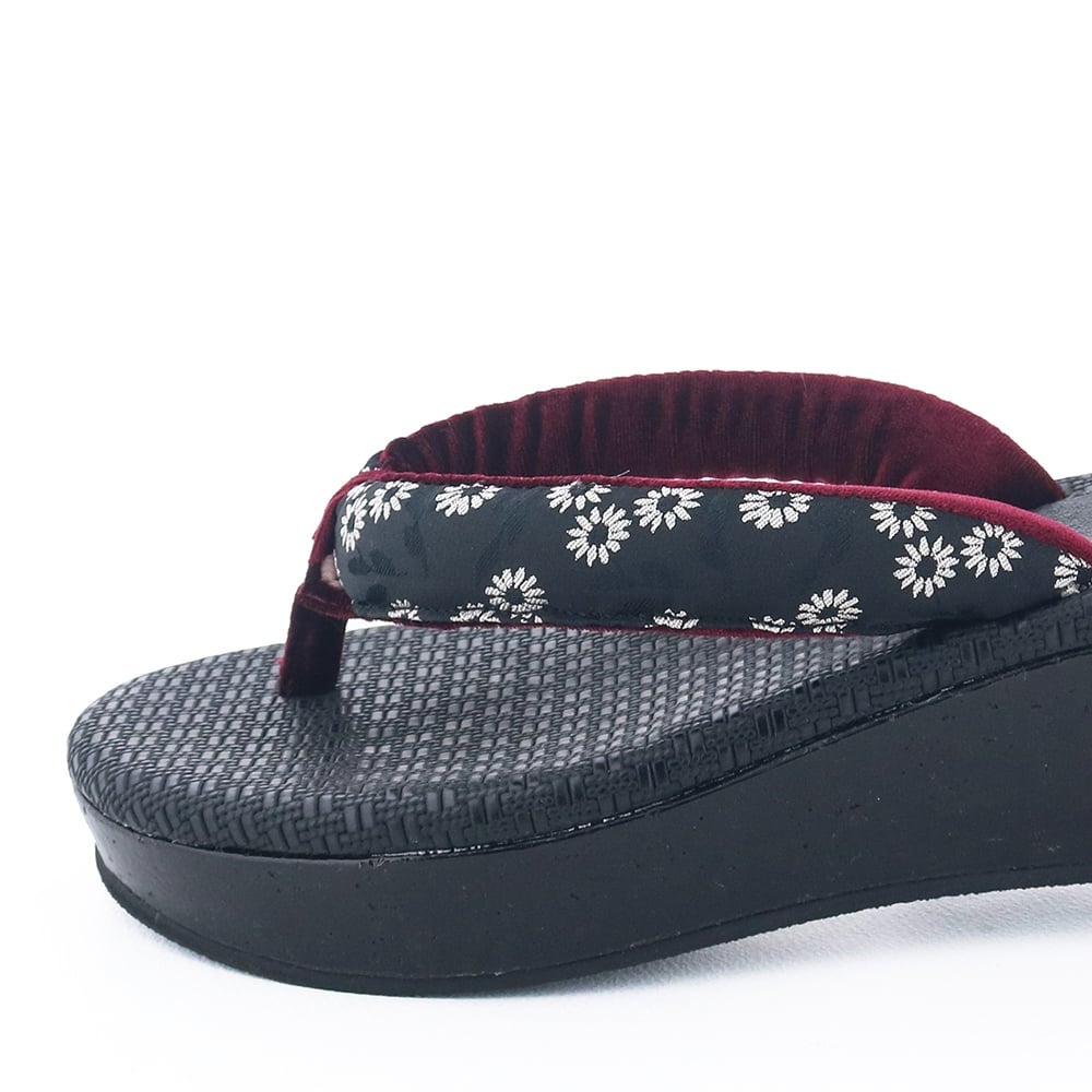 前底の厚さ：約2.5cm