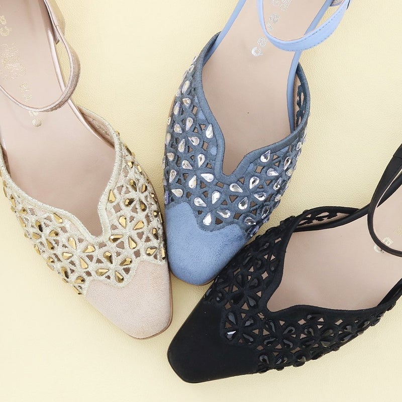 ポインテッドセパレートパンプス