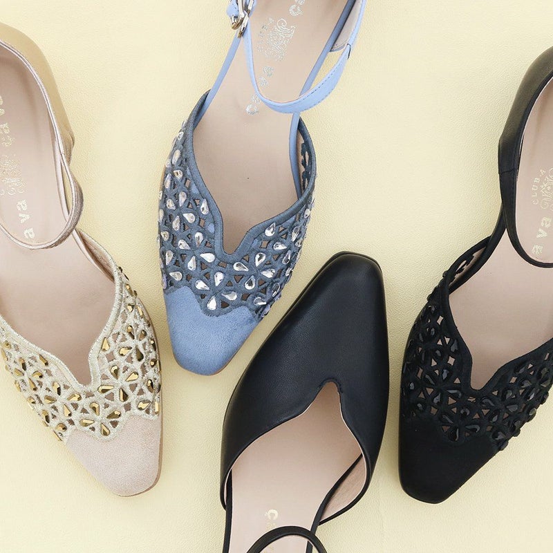 ベーシックなブラックは商品説明のリンクから