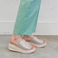 ベージュコンビ　※ソールのカラーは商品写真をご参照ください