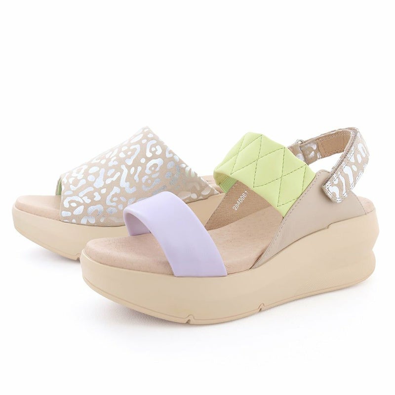 今日はたくさん歩きたい！　サイズ調整しやすいベルトタイプもあります