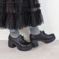 ブラック