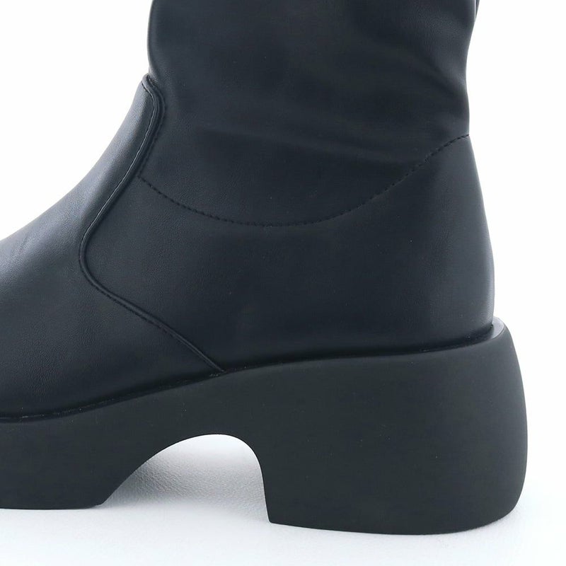 ヒールの高さ：約6.0cm