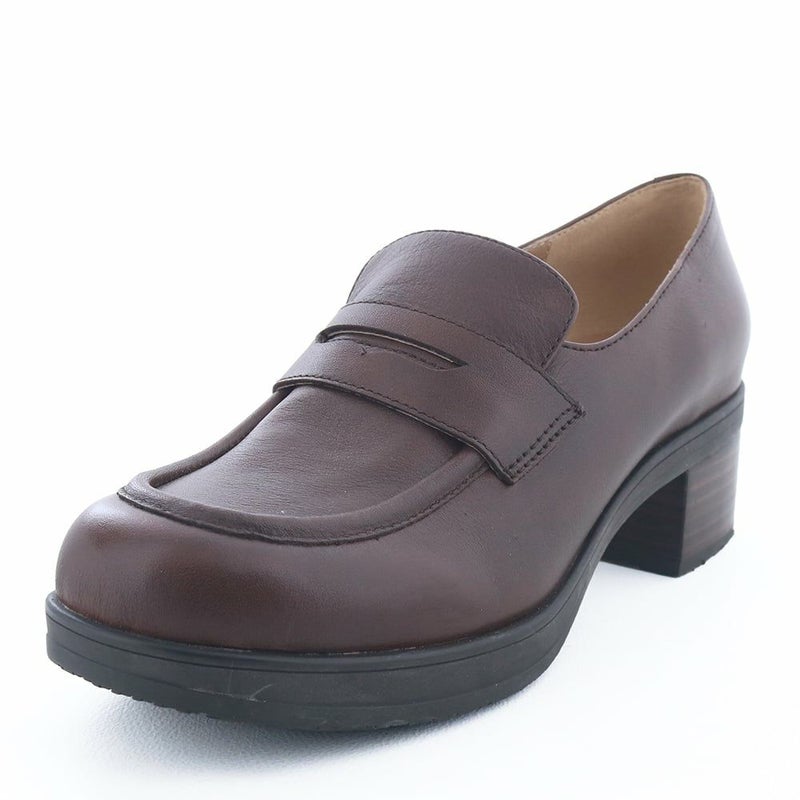 ダークブラウン