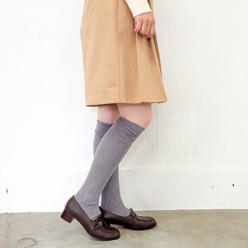 ダークブラウン