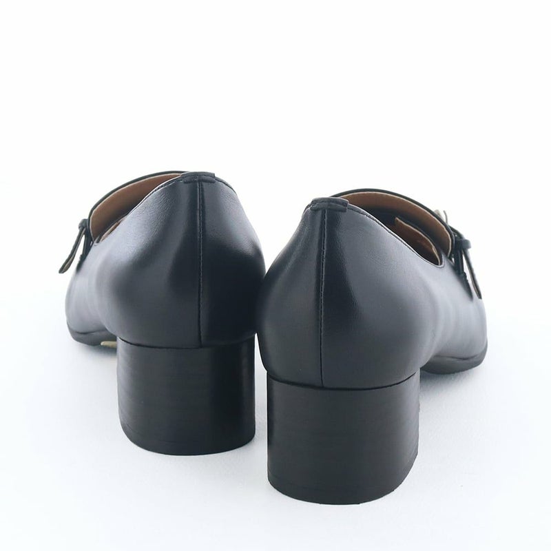 "毎日履きたい"をコンセプトにデザインした一足