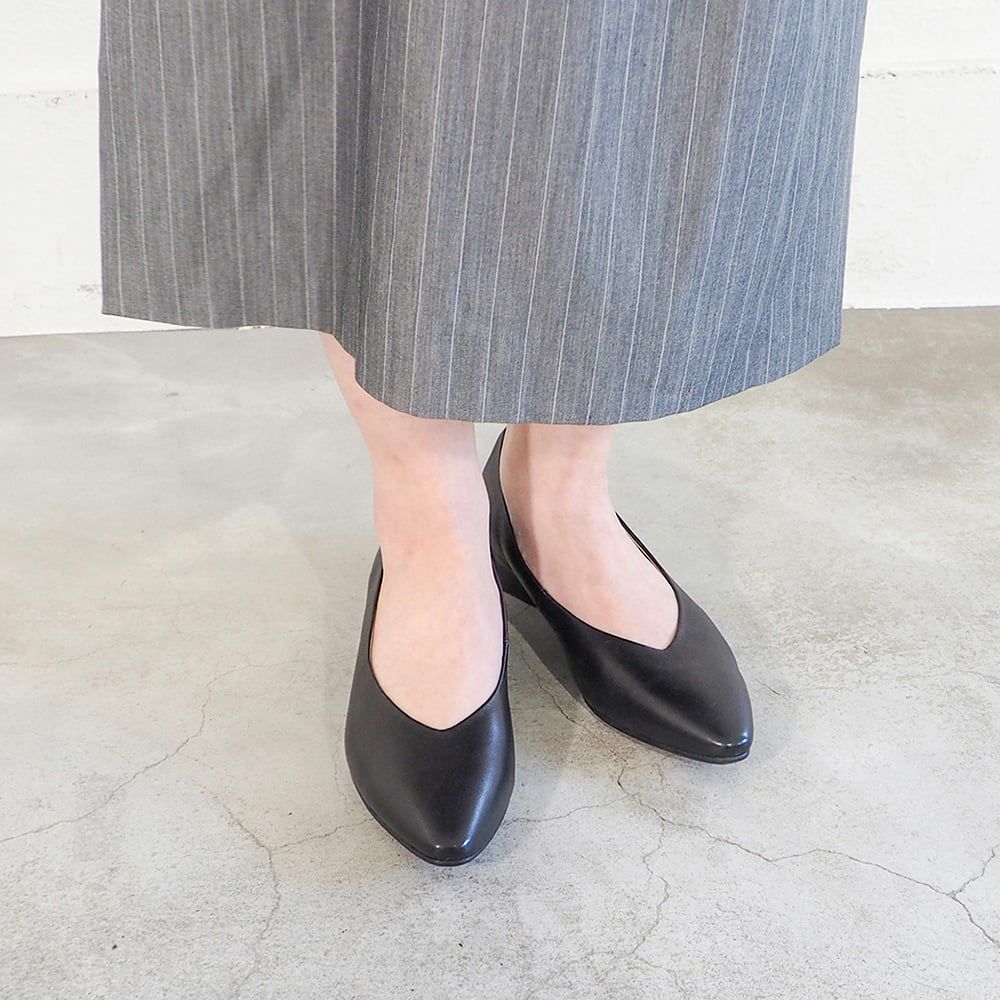 購入者☆ ケイト24.5フラットパンプス ストラップ付きフラットパンプスの通販｜ブランドセレクトシンフーライフ