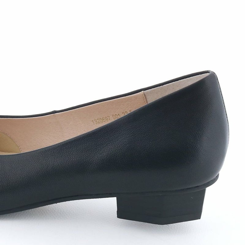 ヒールの高さ：約2.5cm