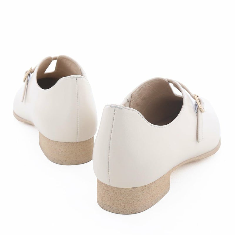 フォーマルにも日常にもなじむ万能なデザイン