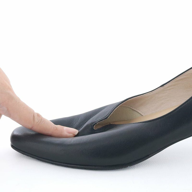 ソフトな作りで締め付けない。履くほどに足に馴染みます