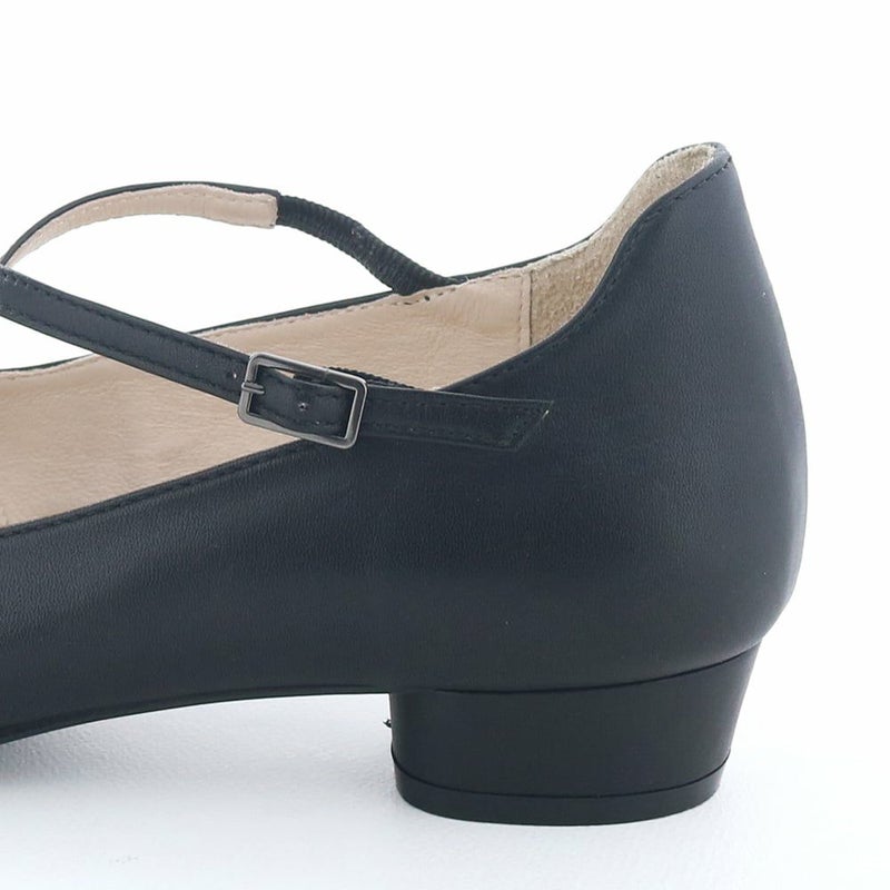 ヒールの高さ：約2.5cm