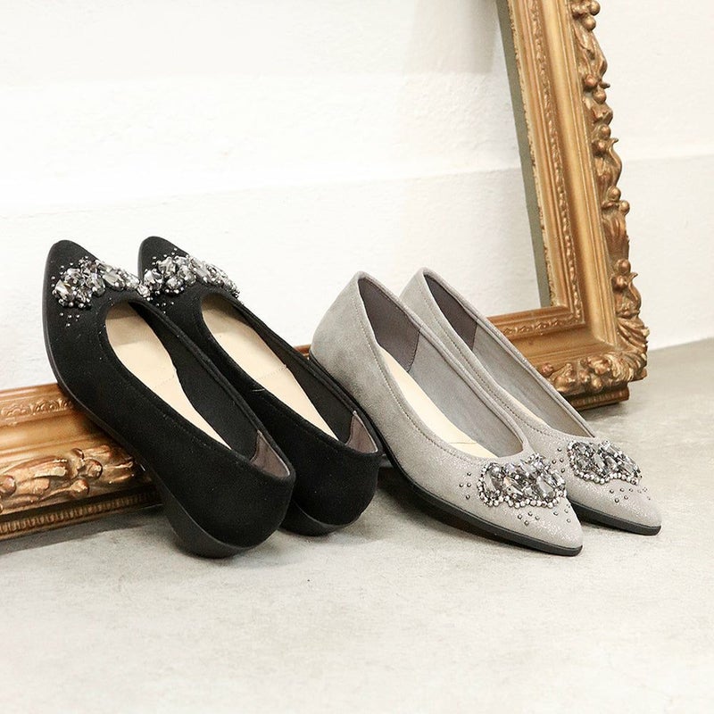 ポインテッドビジューシューズ