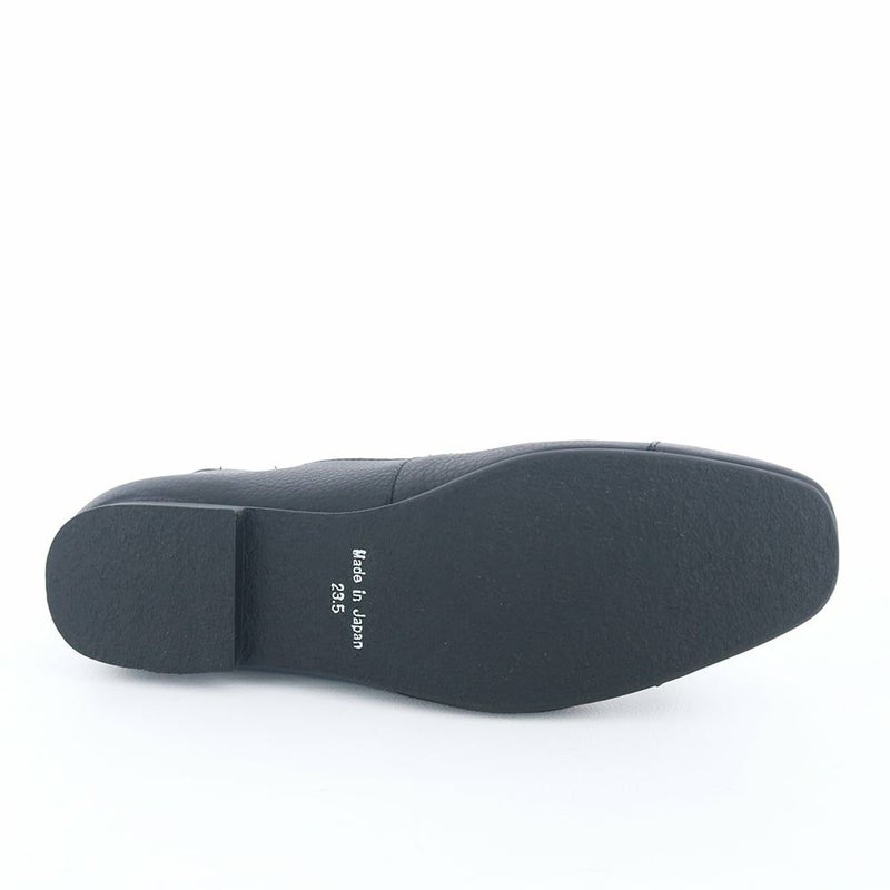 気負わず履けるローヒールデザイン