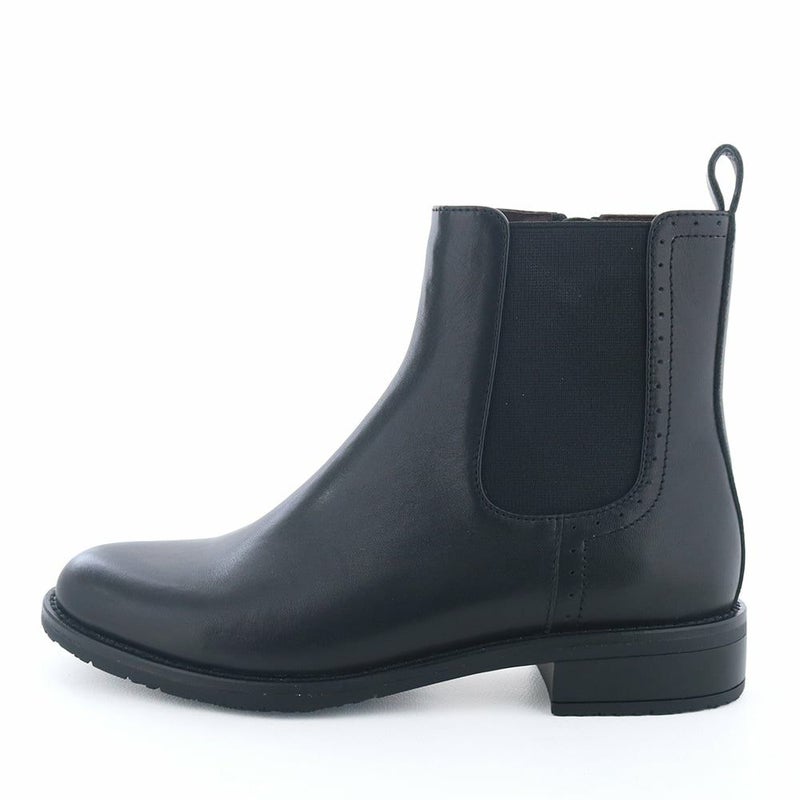 人気のサイドゴアの進化版アイテムが登場です