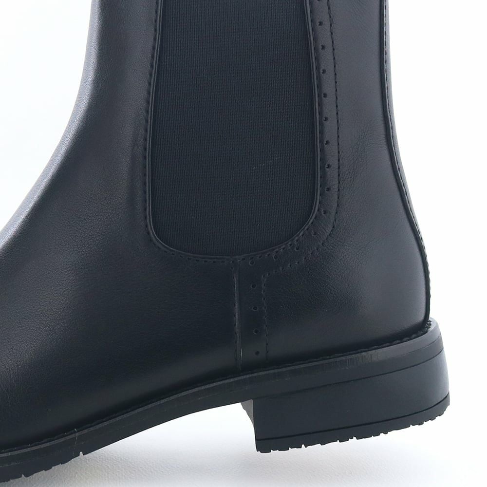 ヒールの高さ：約3.0cm