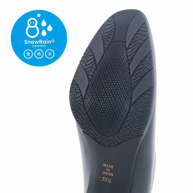 ソールは雨・雪・氷に強いSnowRain® GRIPPERを使用