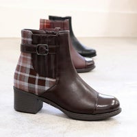 ダークブラウンコンビ